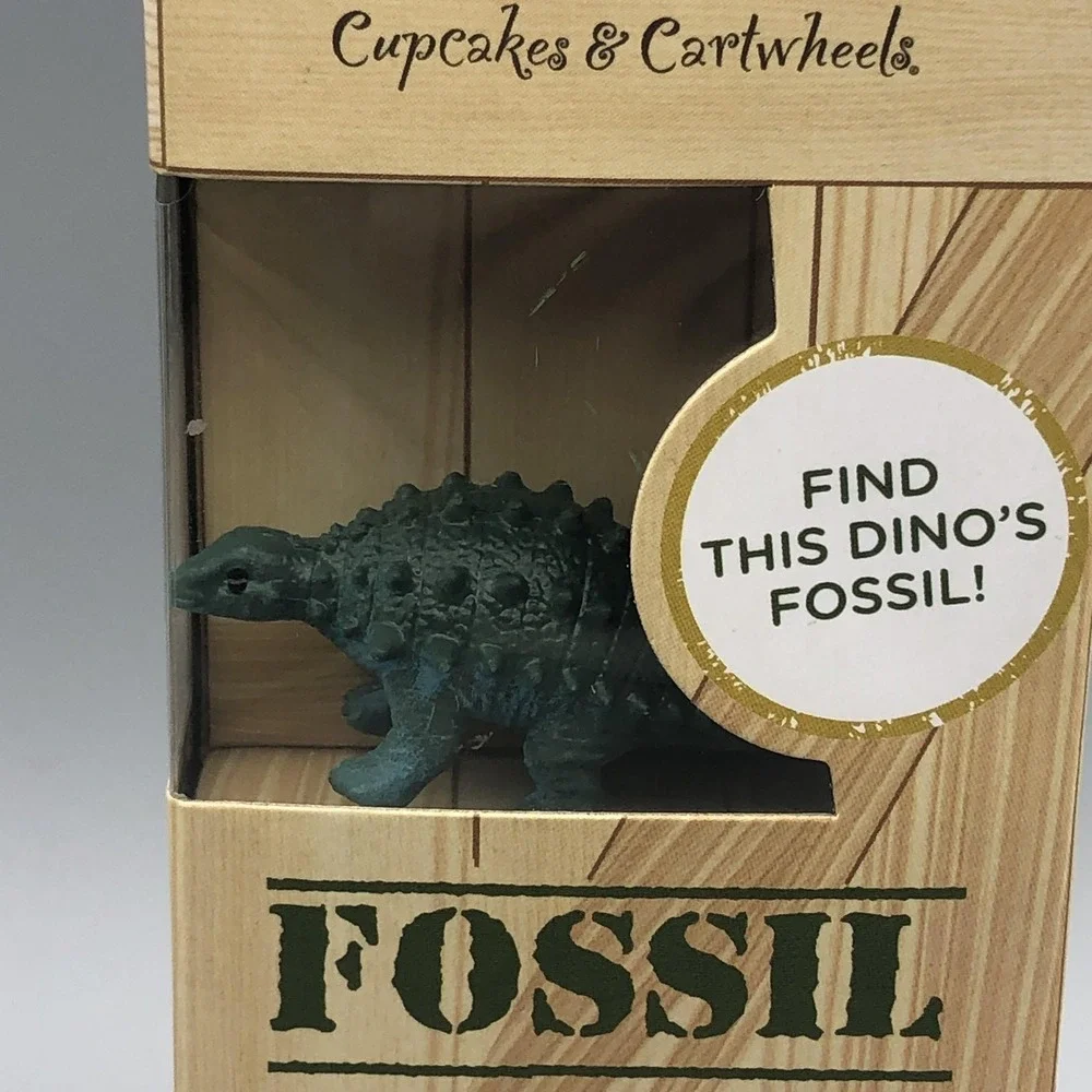 Fossil Finds Dinosaur Excavation Kit Ankylosaurus Toy Dig STEM Gift New 6+ Paleo